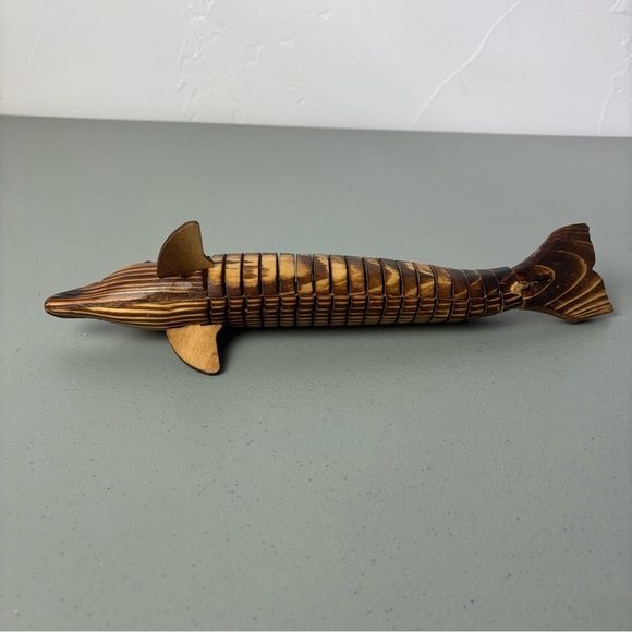 Wood Dolphin Articulated Ocean Fish Theme Handmade Carved Wood Decoration Home - Picture 4 of 10